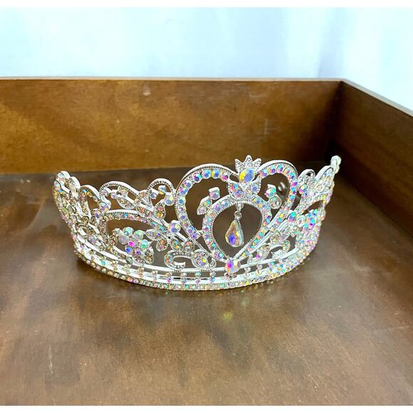 Elegant AB Rhinestone Silver Tone Metal Tiara Bridal Crown - NEW - Picture 9 of 16